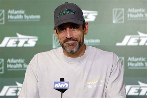 Dec 17, 2023 · Aaron Rodgers's injury was quite a way to kickoff the NFL season. The only thing that would be even bigger is his return, which is getting closer and closer each week. The quarterback was supposed ...